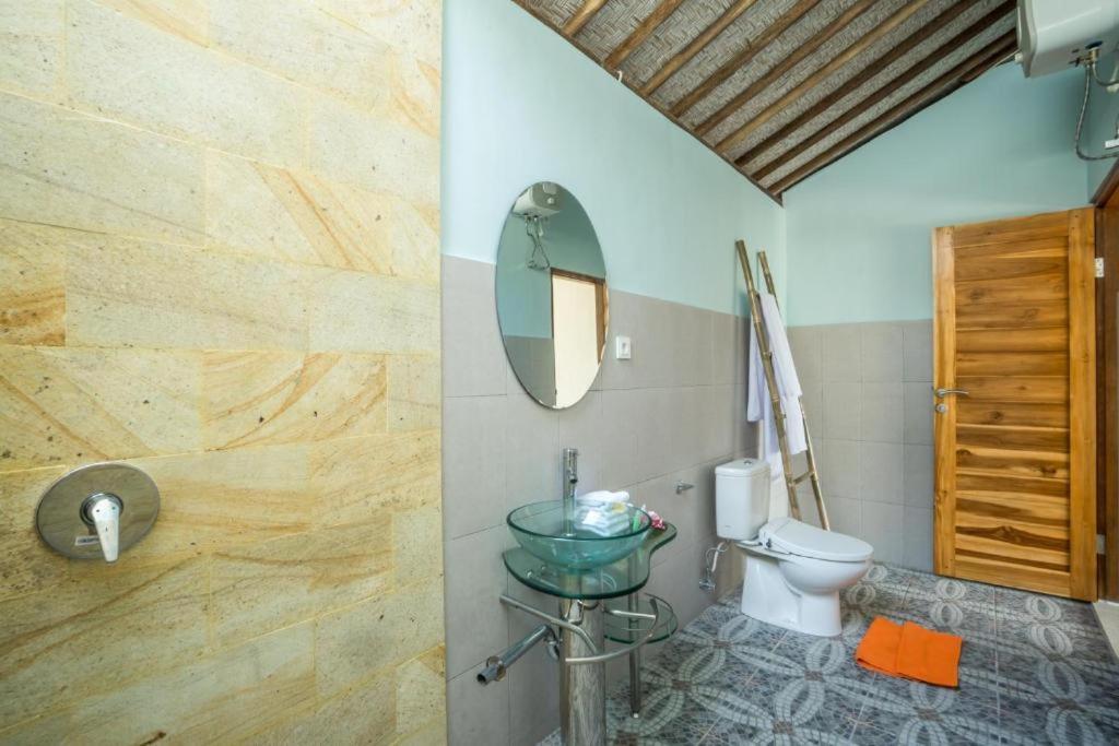 Villa Ume Tenang Nusa Penida Exteriör bild