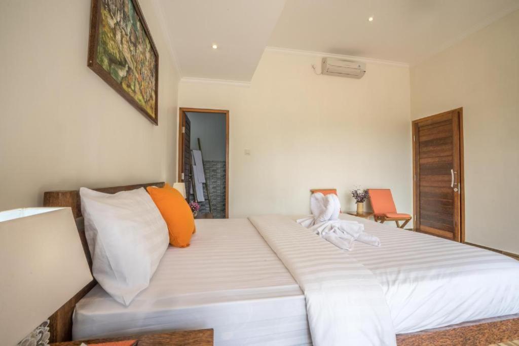 Villa Ume Tenang Nusa Penida Exteriör bild